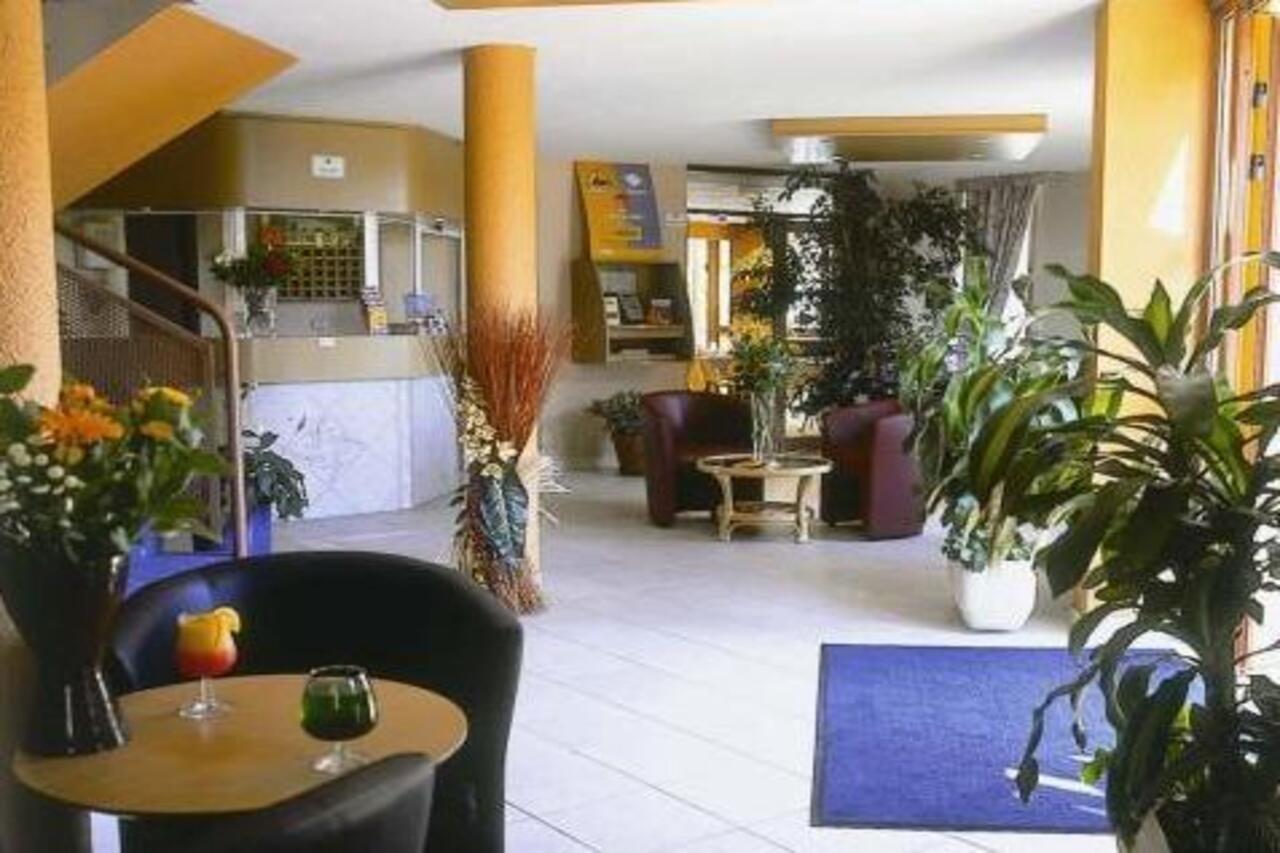 Brit Hotel Toulon - La Valette Экстерьер фото