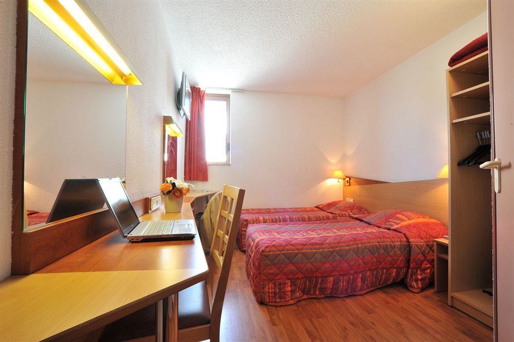 Brit Hotel Toulon - La Valette Экстерьер фото